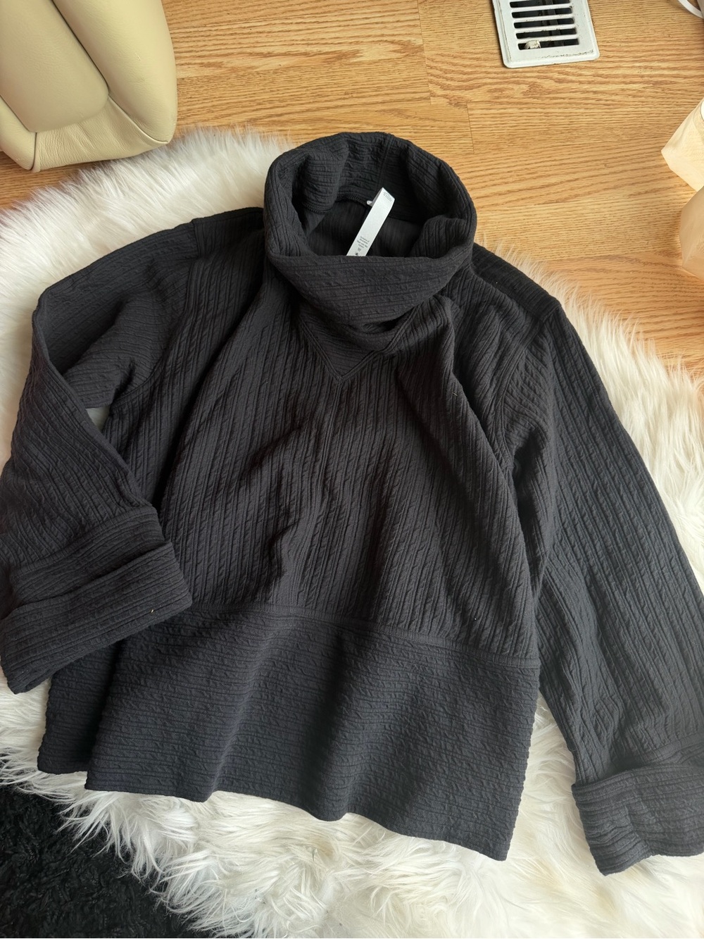 Lululemon Retreat Yourself Hoodie - Picture 2 of 4